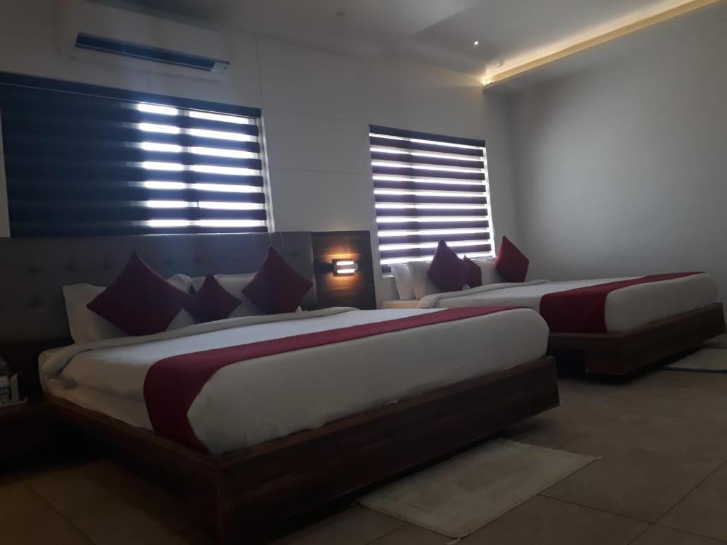 The Grand Vardhman Hotel Morbi Extérieur photo