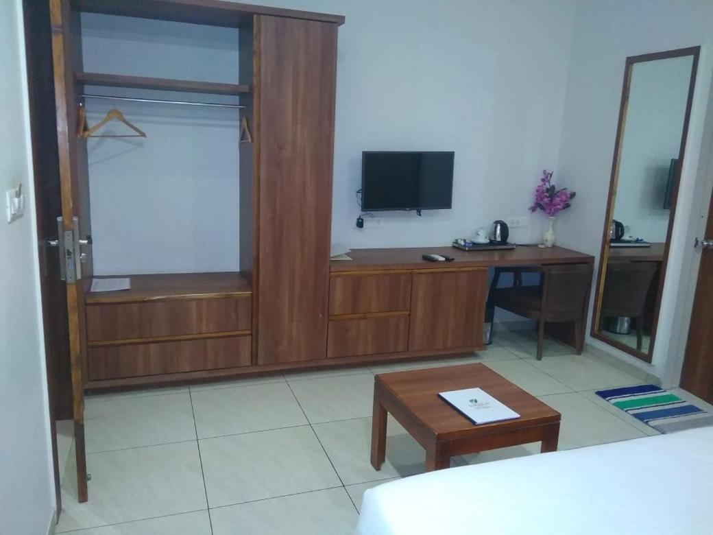 The Grand Vardhman Hotel Morbi Extérieur photo